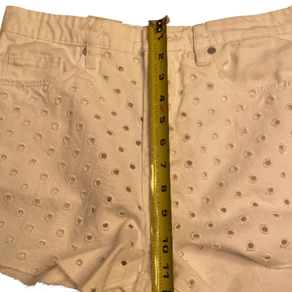 NWT  The Barrow Shorts White High Rise Eyelet Raw Hem Denim Size 28 - Picture 4 of 6